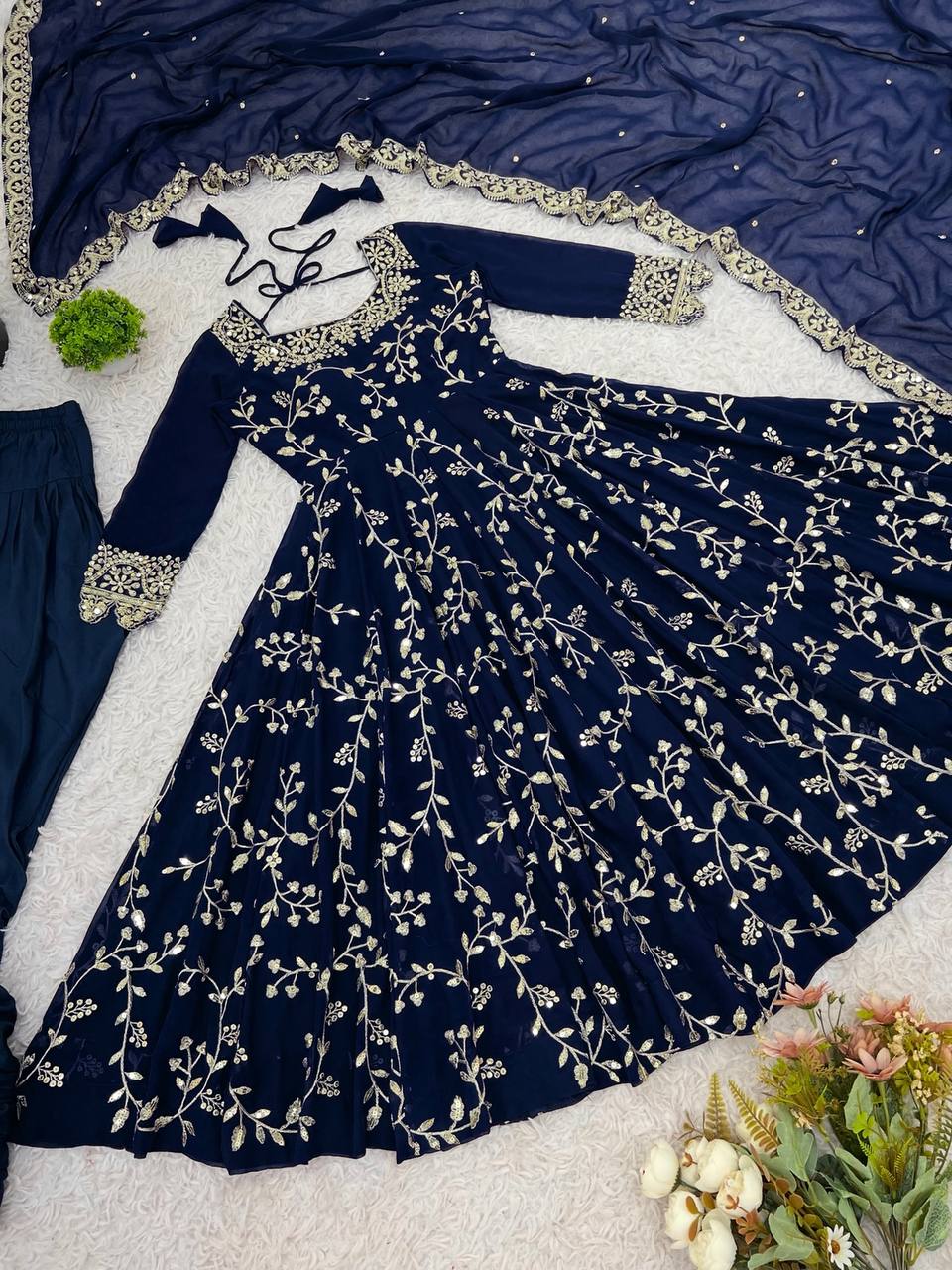 Arti Chahan Wear Navy Color Embroidery Work Anarkali Suit