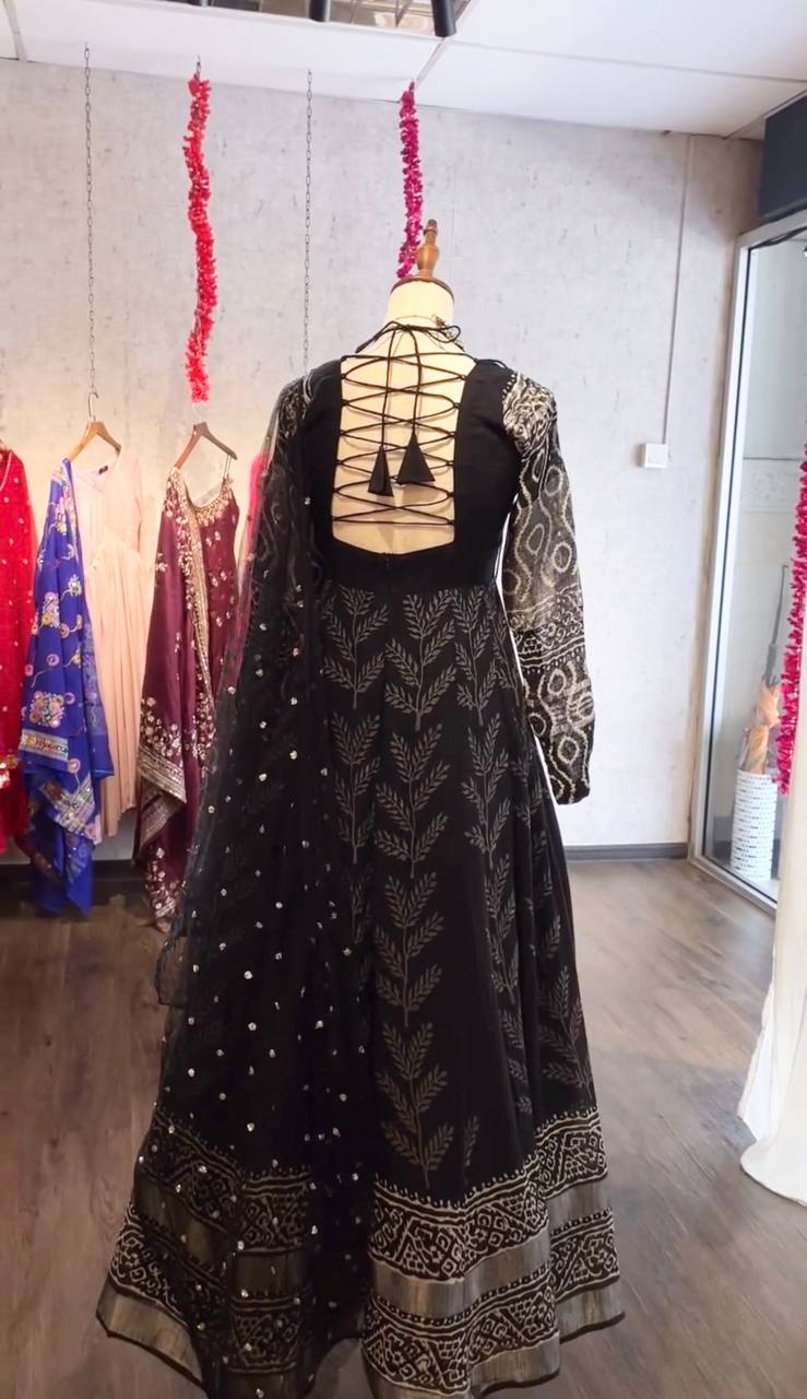 Elegance Black Color Cotton With Digital Printed Designer Gown Suit