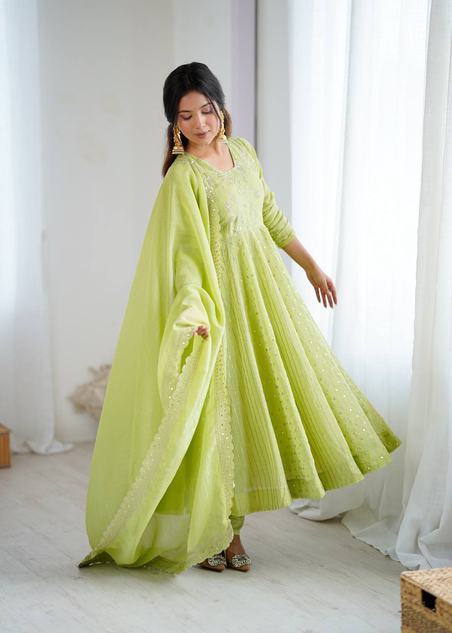 Arti Chauhan Green Color Embroideredr Anarkali Gown