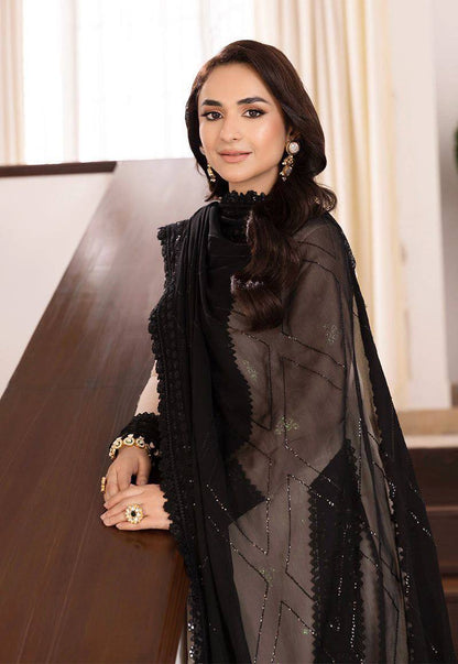 Graceful Black Color Palazzo Suit With Dupatta