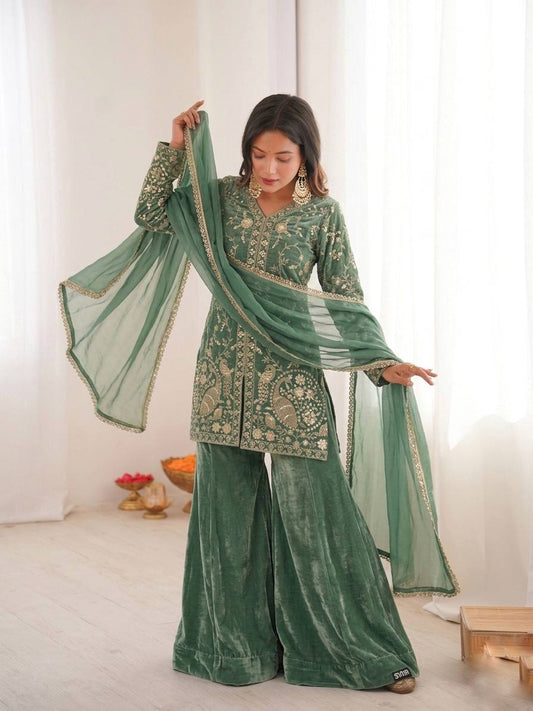 Wedding Wear Green Color Silk Arti Chauhan Wear Palazzo Suit Set