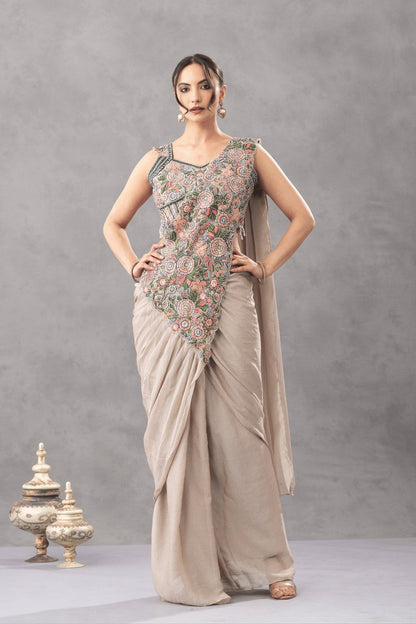 Preferable Off White Color Embroidered Saree With Blouse
