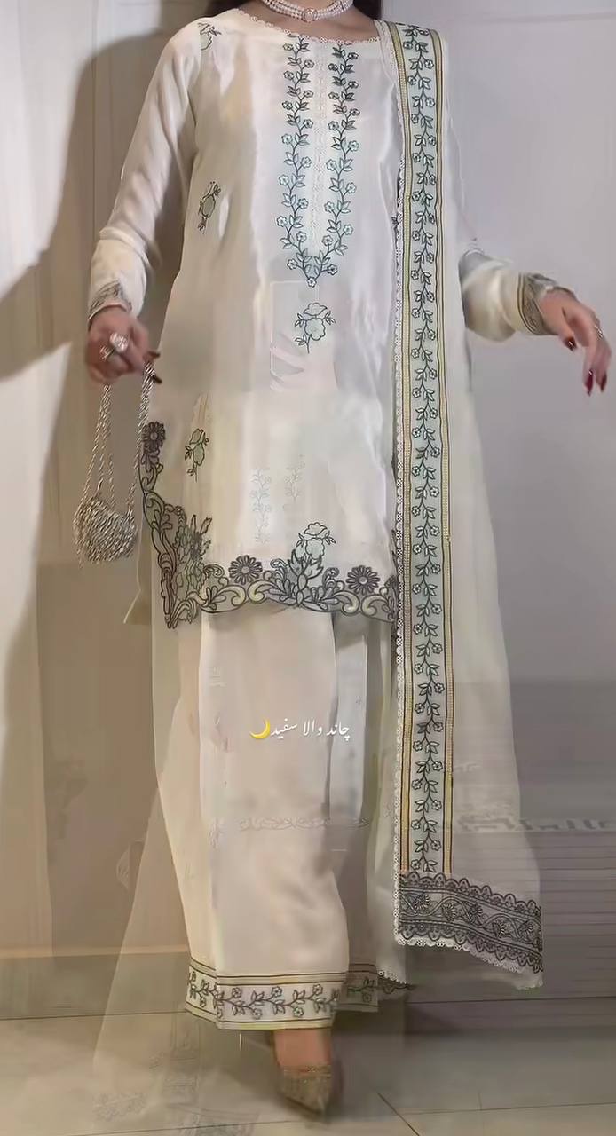 Desigenr White Color Embroidered Farshi Suit With Dupatta