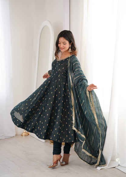 Arti Chauhan Wear Grey Color Heavy Crunchy Silk Anarkali Gown with Dupatta