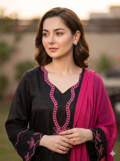 Hania Aamir Wear Black Color Embroidered Palazzo Suit With Dupatta