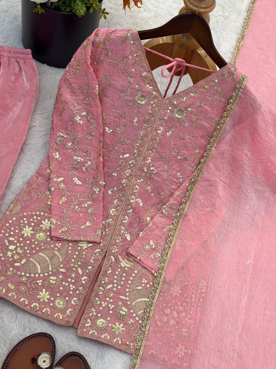 Eyes Catching Pink Color Pure Fendy Silk Palazzo Suit With Dupatta