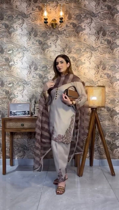 Festivals Wear Grey Color Faux Georgette With Thread Embroidery Work Salwar Suit