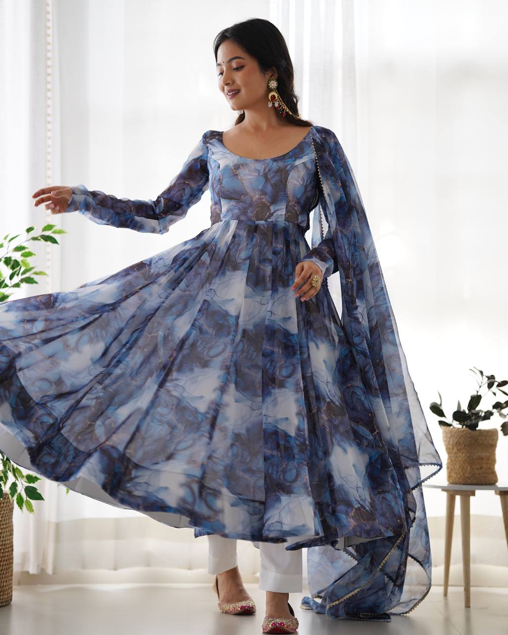 Arti Chauhan Navy Blue Color Organza Silk 3 Piece Anarkali Suit