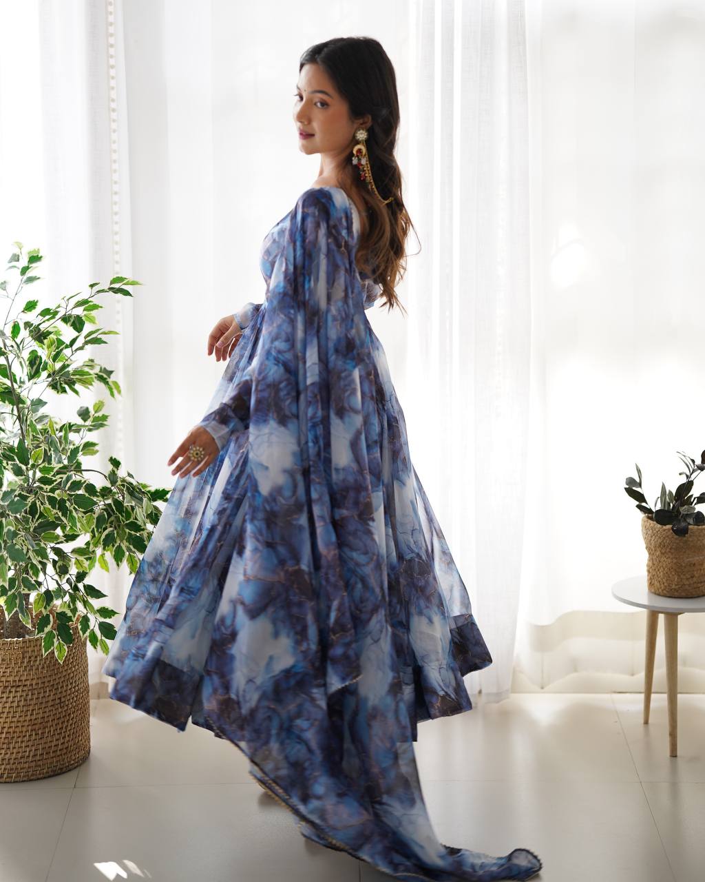 Arti Chauhan Navy Blue Color Organza Silk 3 Piece Anarkali Suit