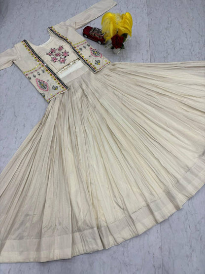 Sangeet Wear Off White Pure Tissue Shimmer Real Handwork With Read Diamond Work Traditional Lehenga Choli