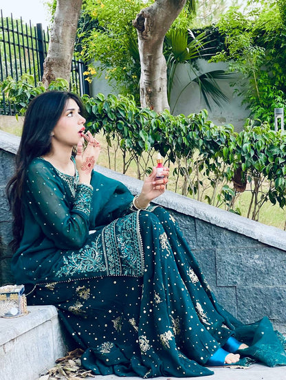 Elegant Green Color Embroidered Top with Semi-Stitched Lehenga & Net Dupatta for Wedding Wear