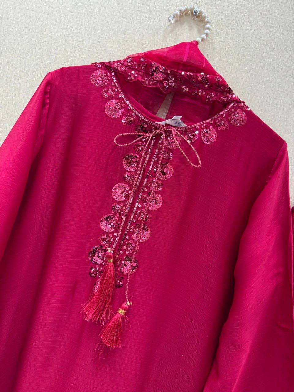 Dazzling Pink Color Mul Chanderi Thread Sequin Work Farshi Palazzo Suit