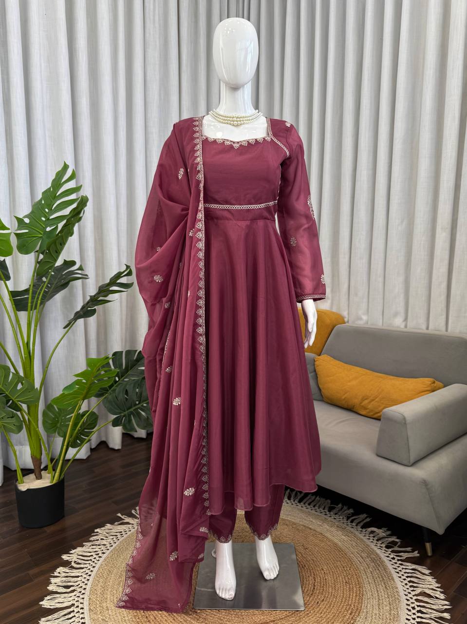 Manisha Rani Wear Pink Color Intricate Thread Work Anarkali Suit
