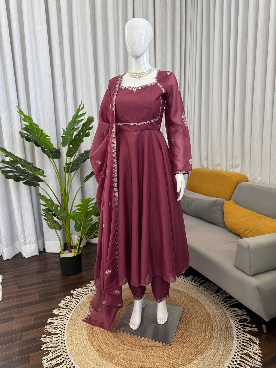 Manisha Rani Wear Pink Color Intricate Thread Work Anarkali Suit