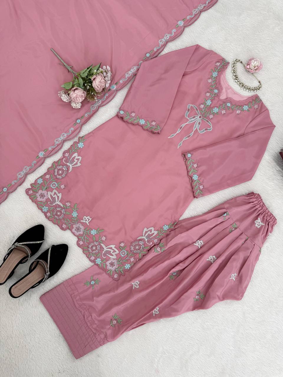Innovative Pink Color Thread With Sequence Work Farshi Suit