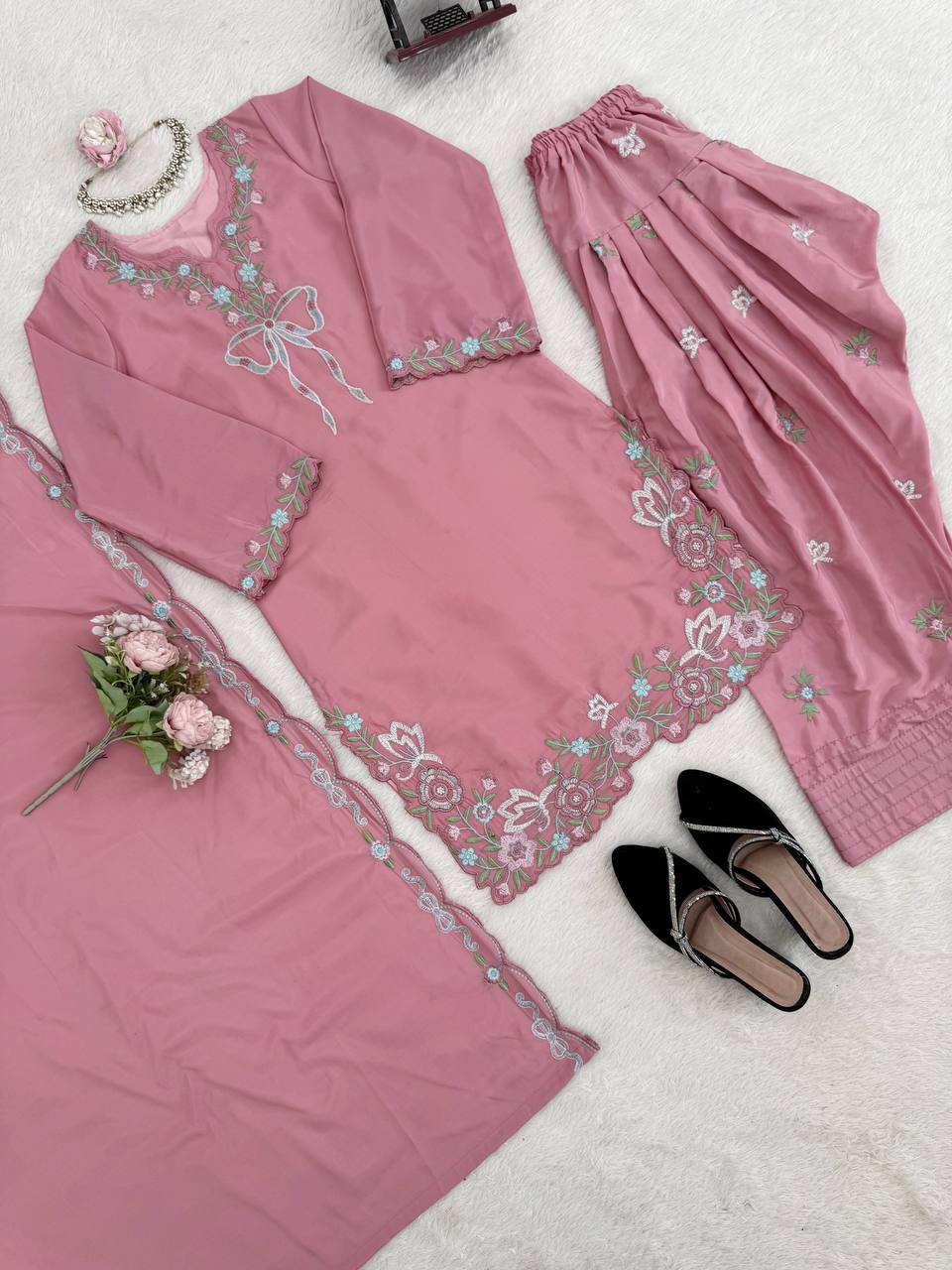Innovative Pink Color Thread With Sequence Work Farshi Suit