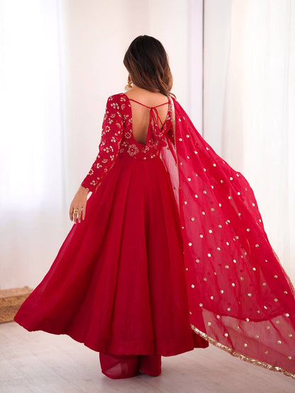 Ati Chauhan Wear Red Color Lace Border With Fully Flared Design Anarkali Gown