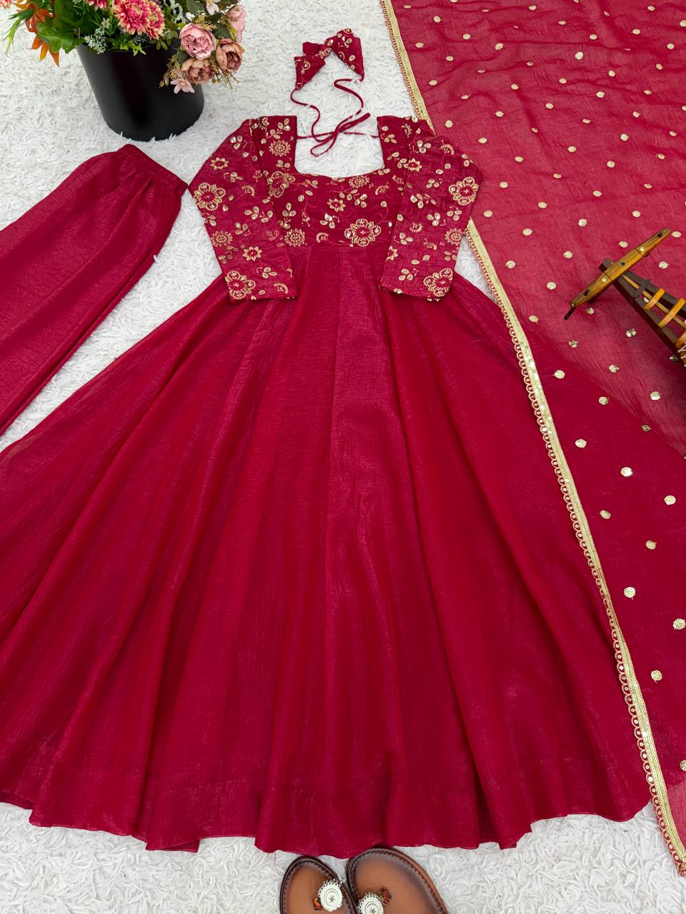Ati Chauhan Wear Red Color Lace Border With Fully Flared Design Anarkali Gown