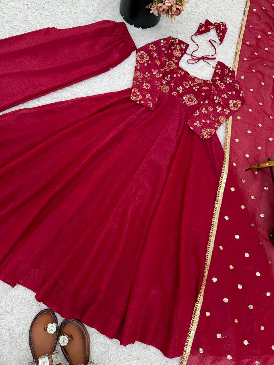Ati Chauhan Wear Red Color Lace Border With Fully Flared Design Anarkali Gown