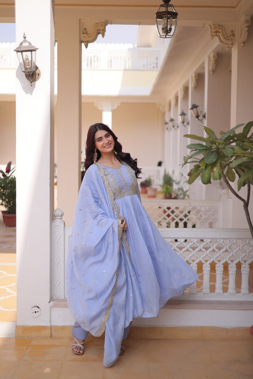 Fashionable Purple Color Heavy Embroidered Work Designer Gown