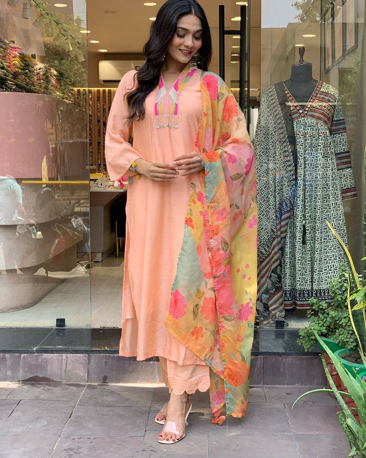 Beautifully designed that seamlessly combines tradition kurta set