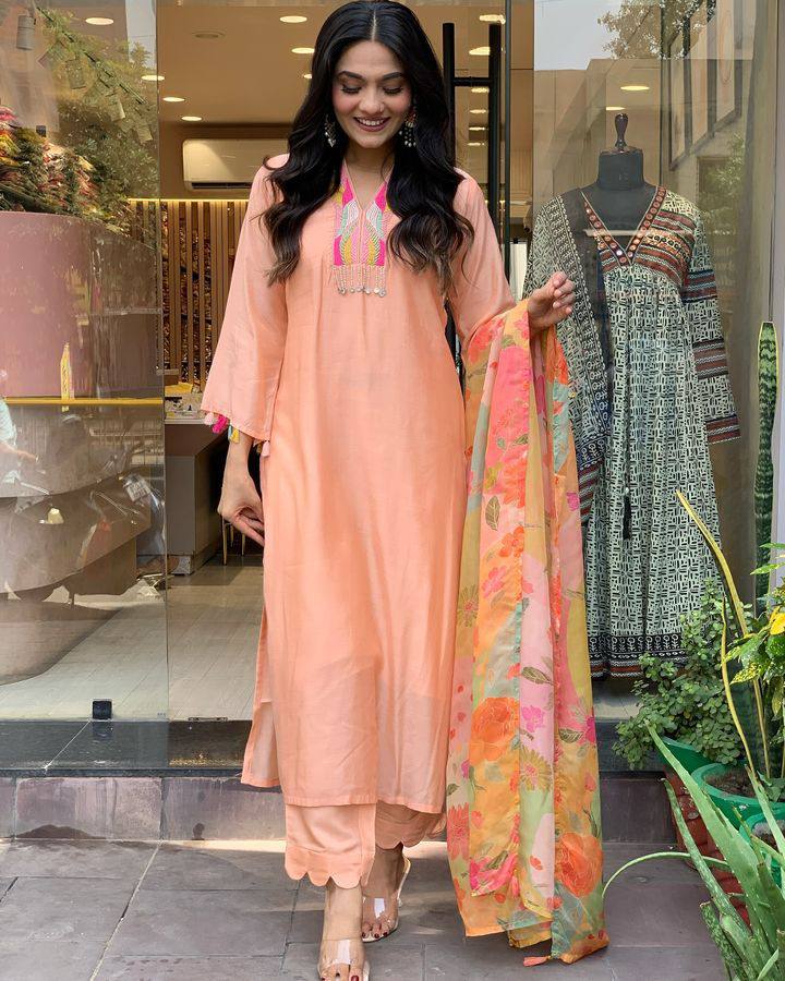 Beautifully designed that seamlessly combines tradition kurta set