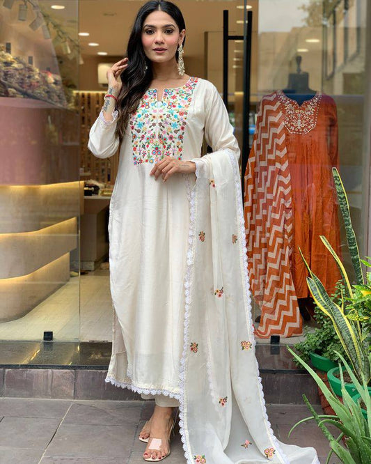 Women Embroidered PURE Vicose Chanderi kurta set