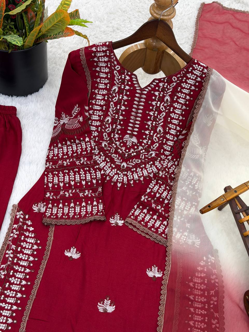 Admiring Maroon Color Rayon Cotton Embroidered Thread Work Salwar Suit
