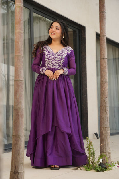 Engagements Wear Purple Color Star Georgette  Embroidery With Beads And Sequin Work Beautiful Gown