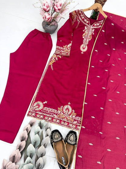 Gorgeous Pink Color Heavy Embroidered Salwar Suit
