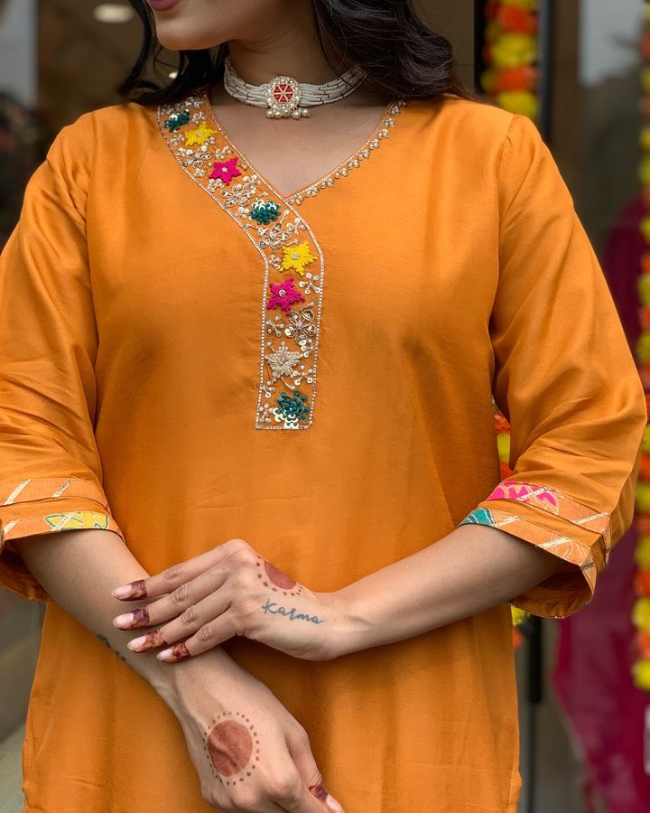Beautifully designed that seamlessly combines tradition kurta set