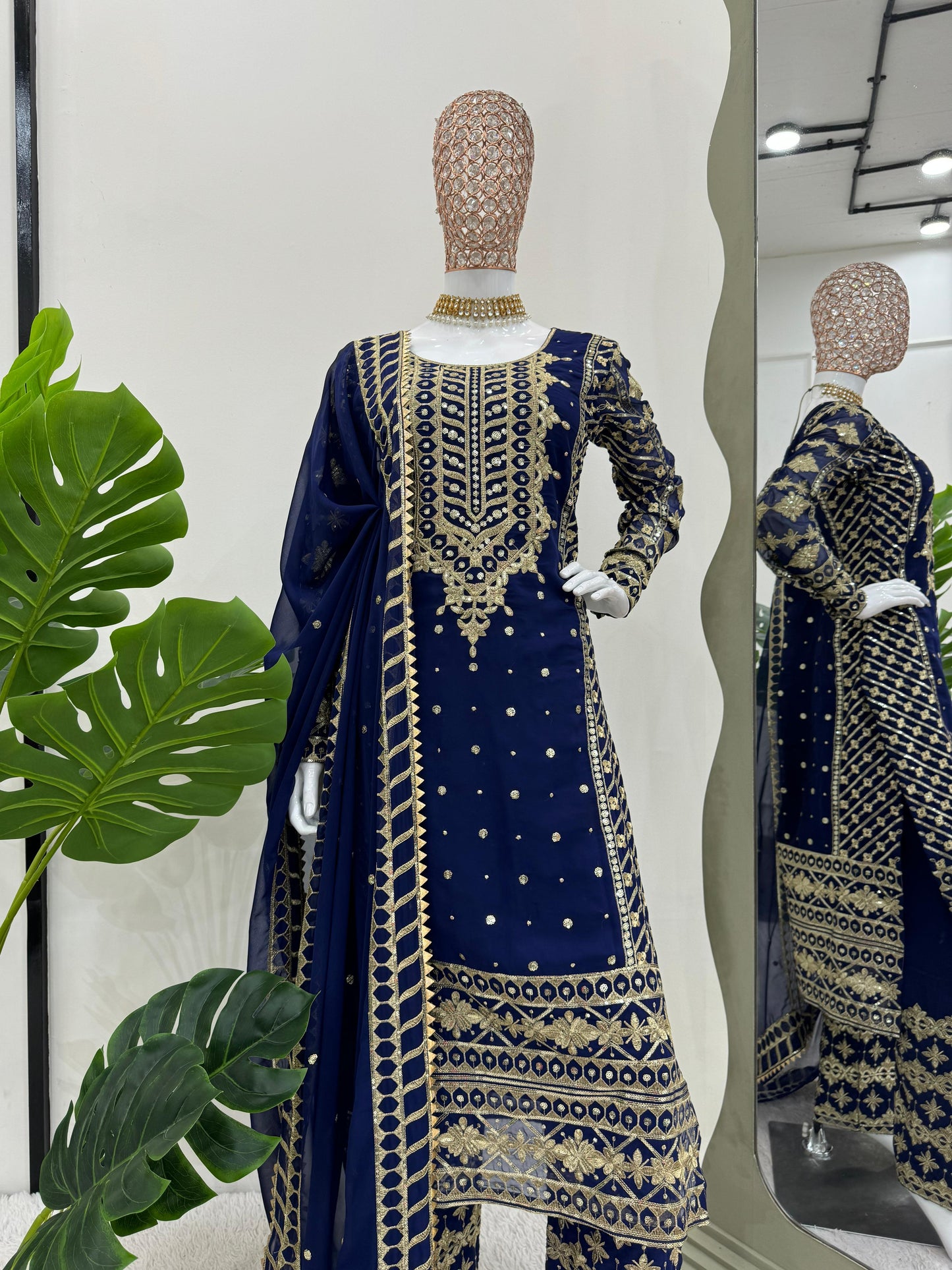 Fabulous Gorgette Navy Blue Color Salwar Suit