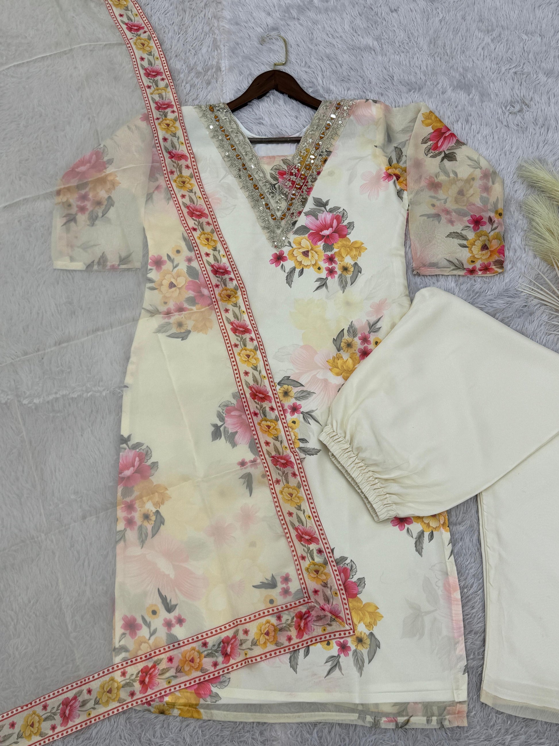 Elegant Digital Print White Color Salwar Suit