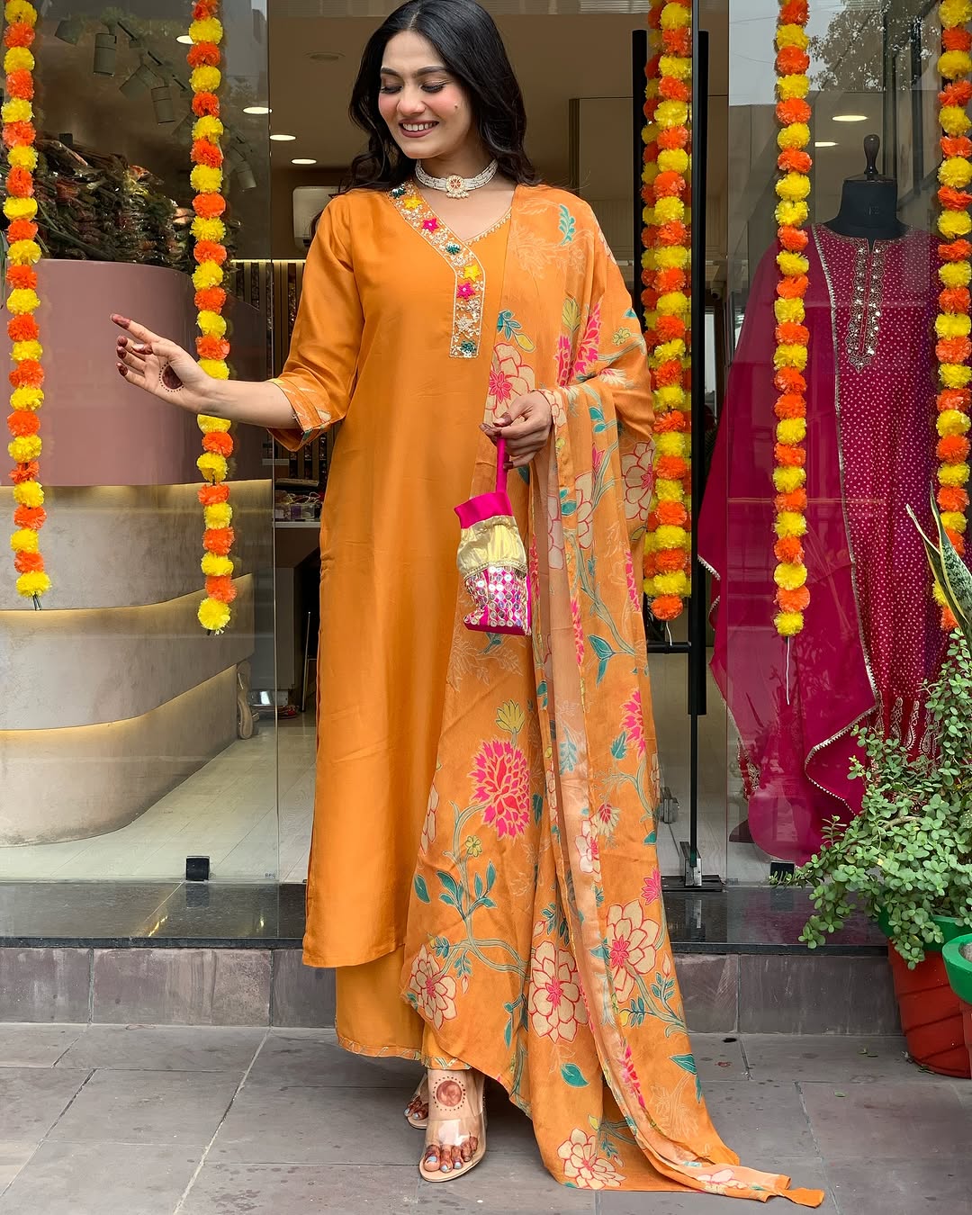 Beautifully designed that seamlessly combines tradition kurta set