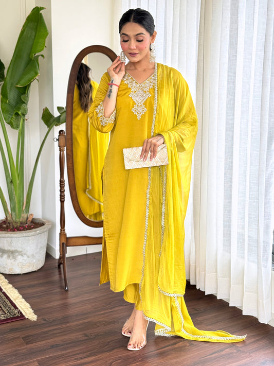 Beautifully designed that seamlessly combines tradition kurta set