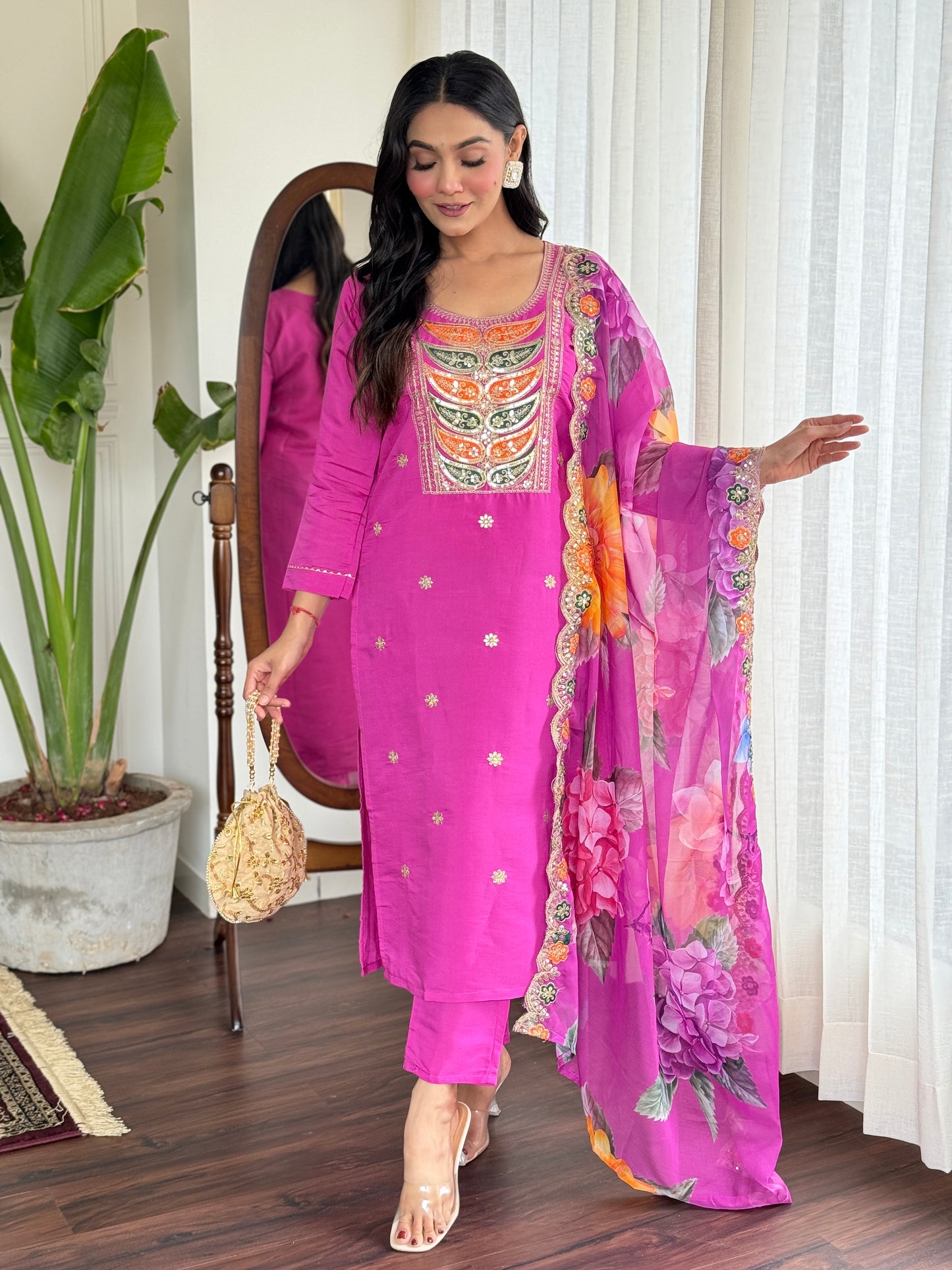 WOMEN Embrodairy Stright Kurta Set