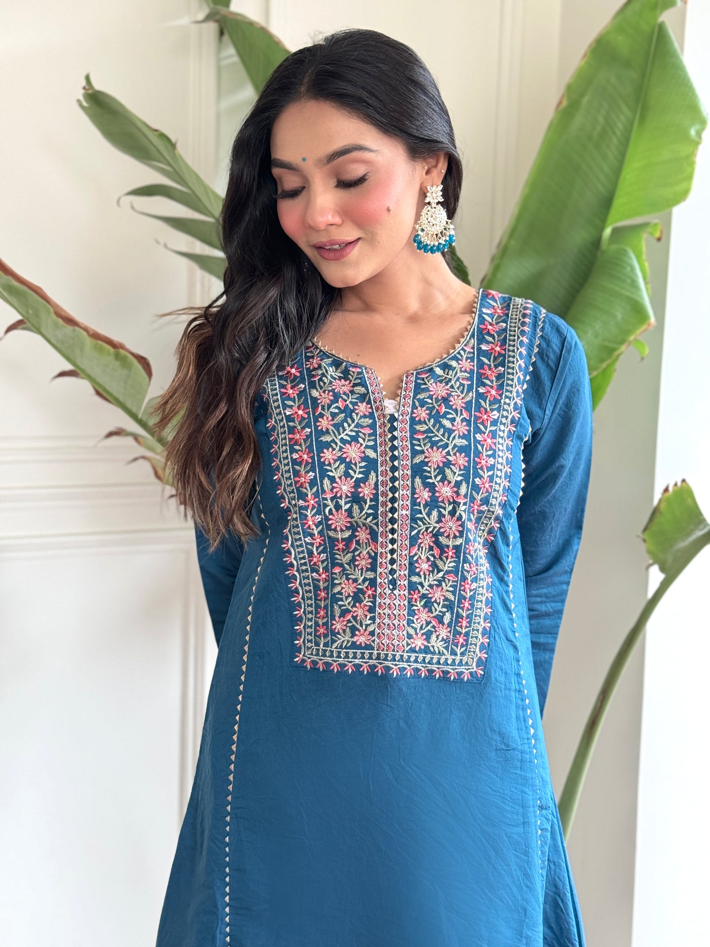 Beautifully designed that seamlessly combines tradition kurta set