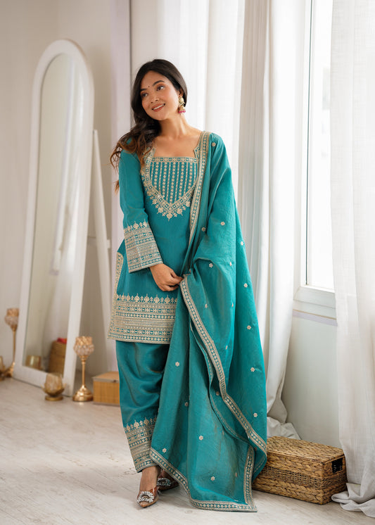 Designer Green Color Vichtra Silk Farshi Arti Chauhan Salwar Suit