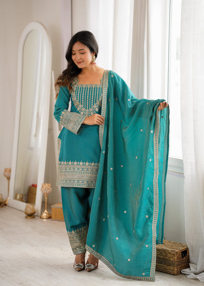 Designer Green Color Vichtra Silk Farshi Arti Chauhan Salwar Suit