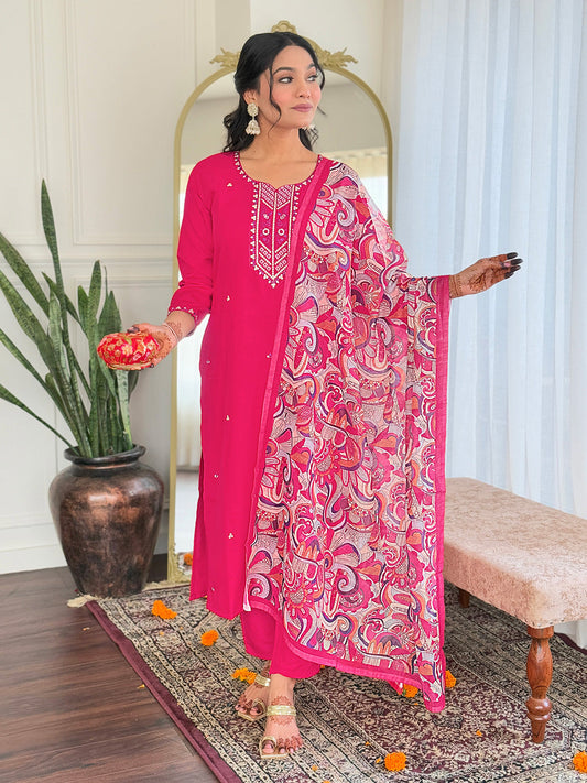 Elegent Beautifully designed that seamlessly combines tradition kurta set