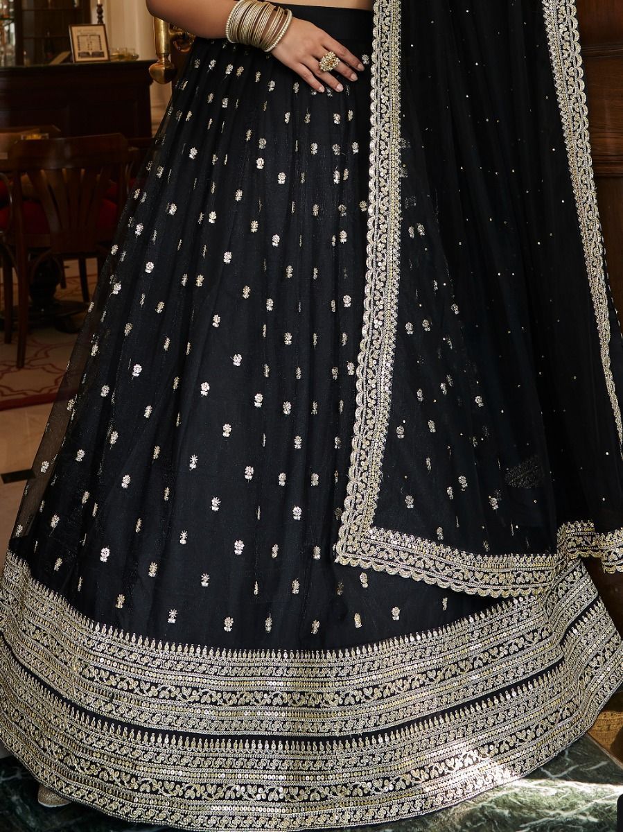 Black color Bridal Lehenga choli with Dupatta Set For Women