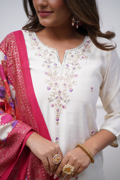 Women Embroidered Chanderi  SILK  kurta set