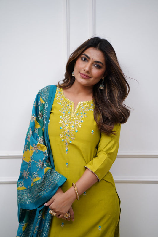 Women Embroidered Chanderi  SILK  kurta set