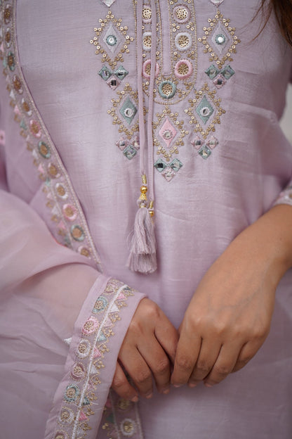 Women Embroidered PURE Vicose Chanderi kurta set