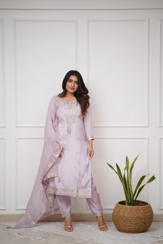 Women Embroidered PURE Vicose Chanderi kurta set
