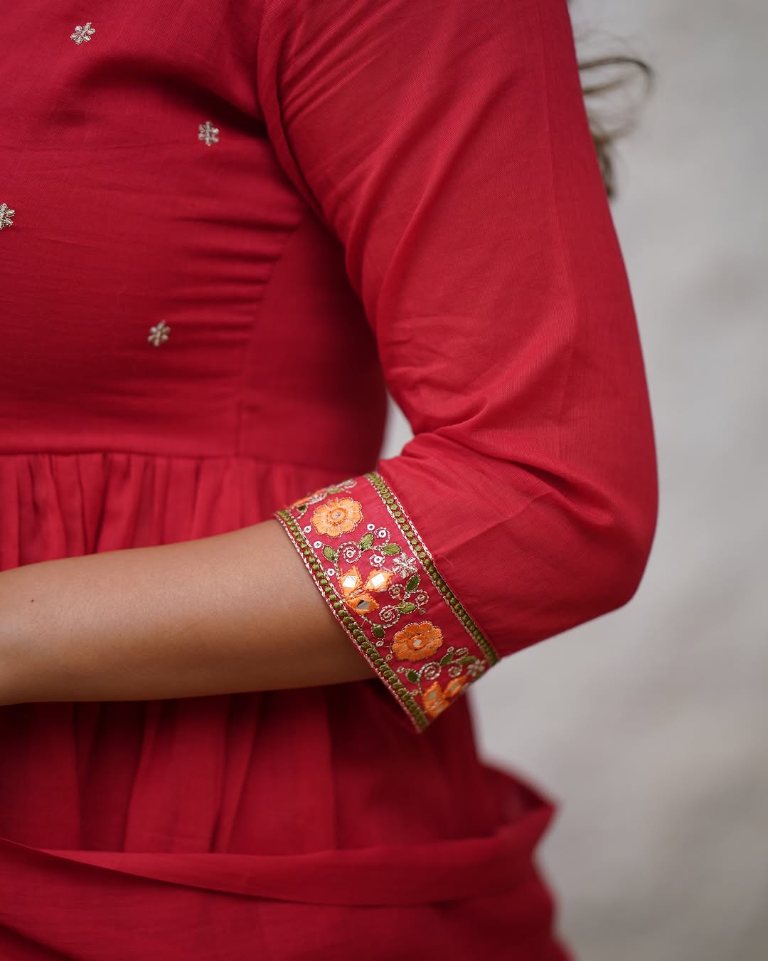 Elegent Beautifully designed that seamlessly combines tradition kurta set