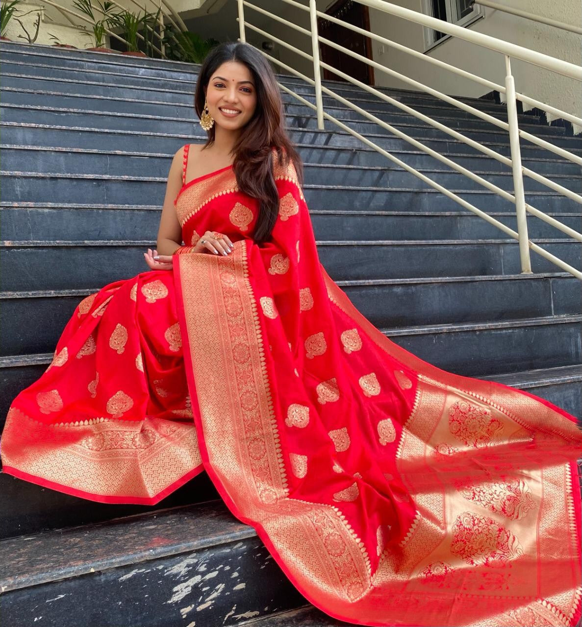 Captivating Red Color Soft Silk Saree