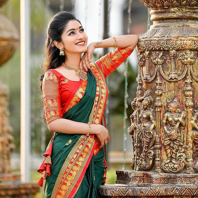 Wedding Wear Green With Red Color Golden Jari Design Saree