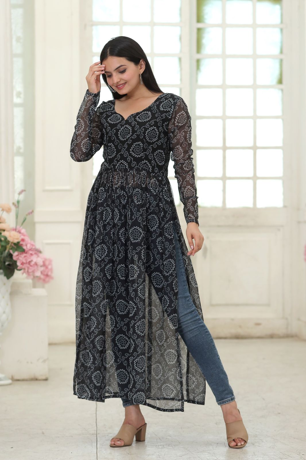 Casual Wear Black Color Bandhani Print Kurti
