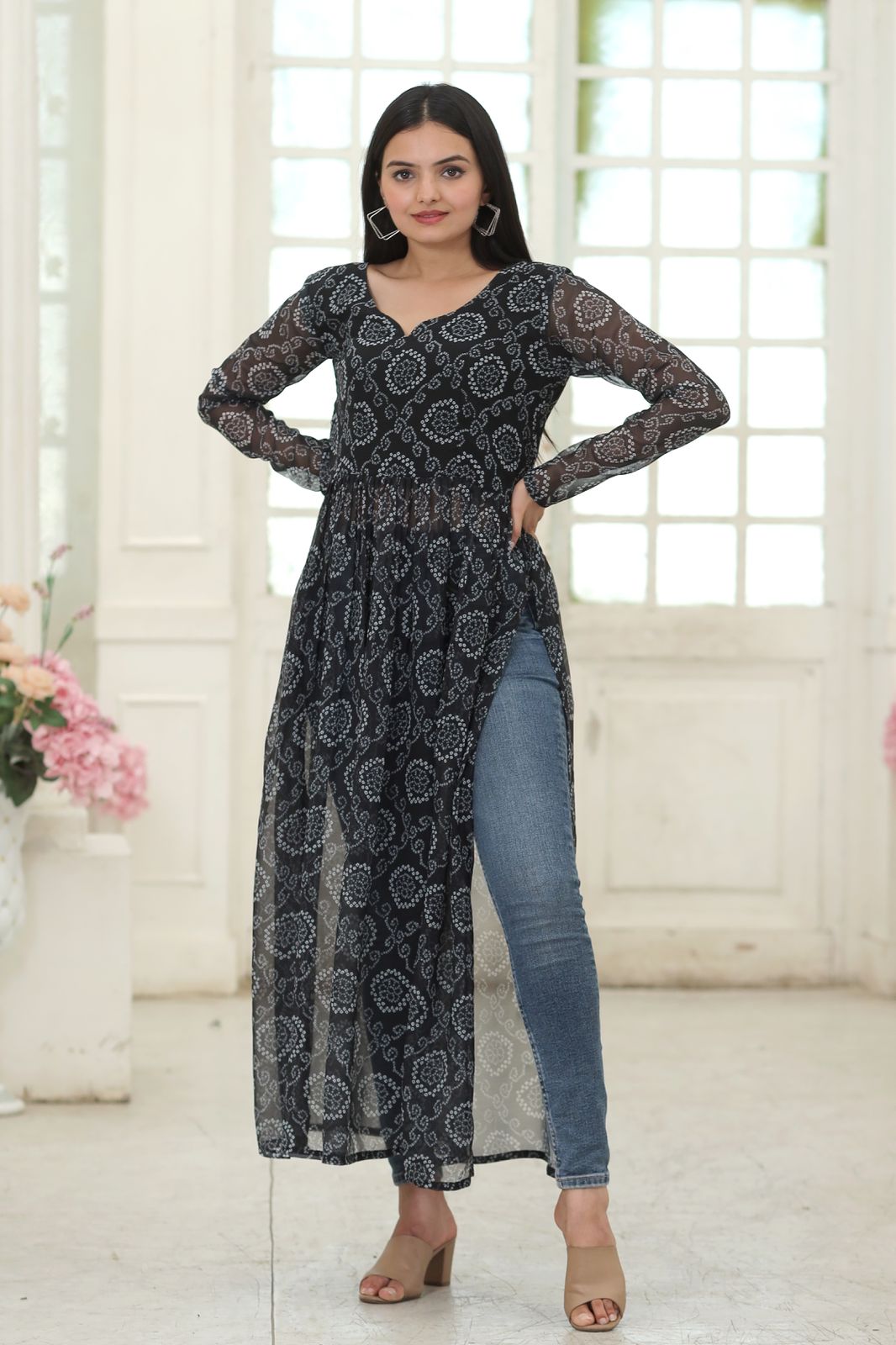 Casual Wear Black Color Bandhani Print Kurti
